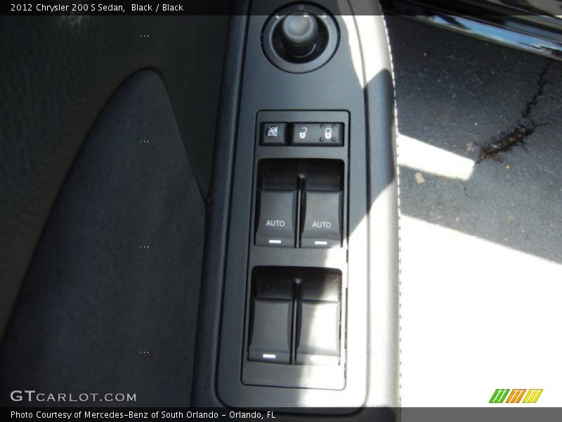 Black / Black 2012 Chrysler 200 S Sedan
