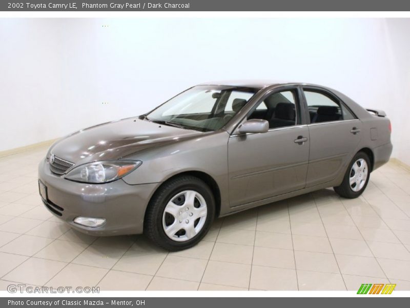 Phantom Gray Pearl / Dark Charcoal 2002 Toyota Camry LE