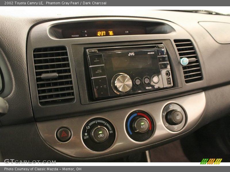Phantom Gray Pearl / Dark Charcoal 2002 Toyota Camry LE