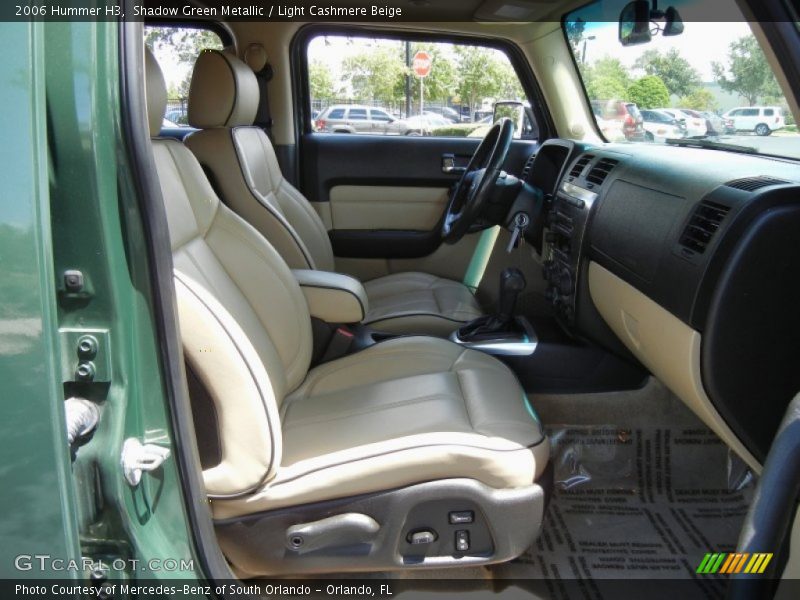 Shadow Green Metallic / Light Cashmere Beige 2006 Hummer H3