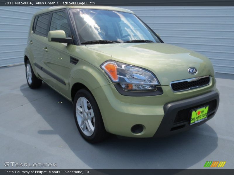 Alien Green / Black Soul Logo Cloth 2011 Kia Soul +