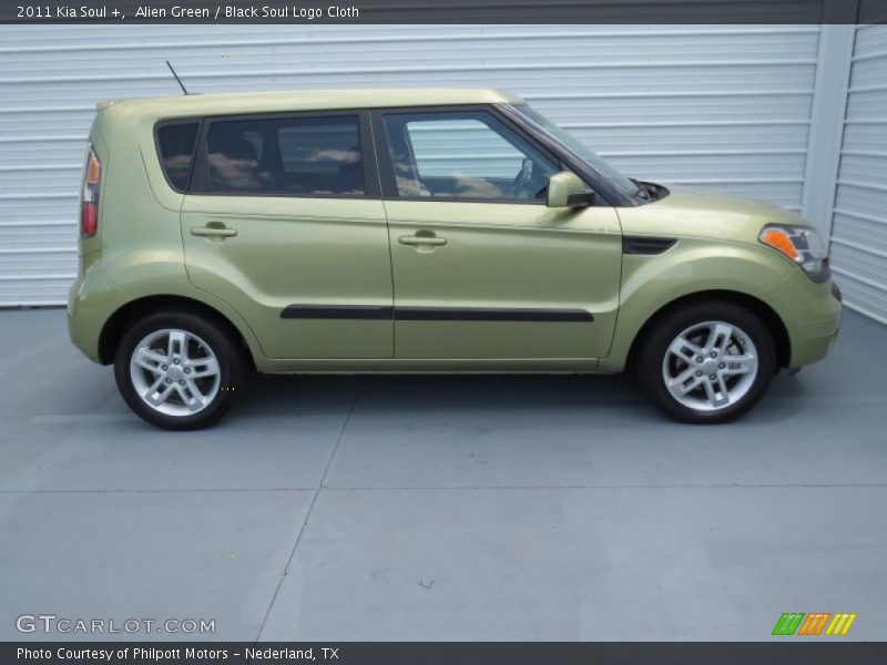 Alien Green / Black Soul Logo Cloth 2011 Kia Soul +