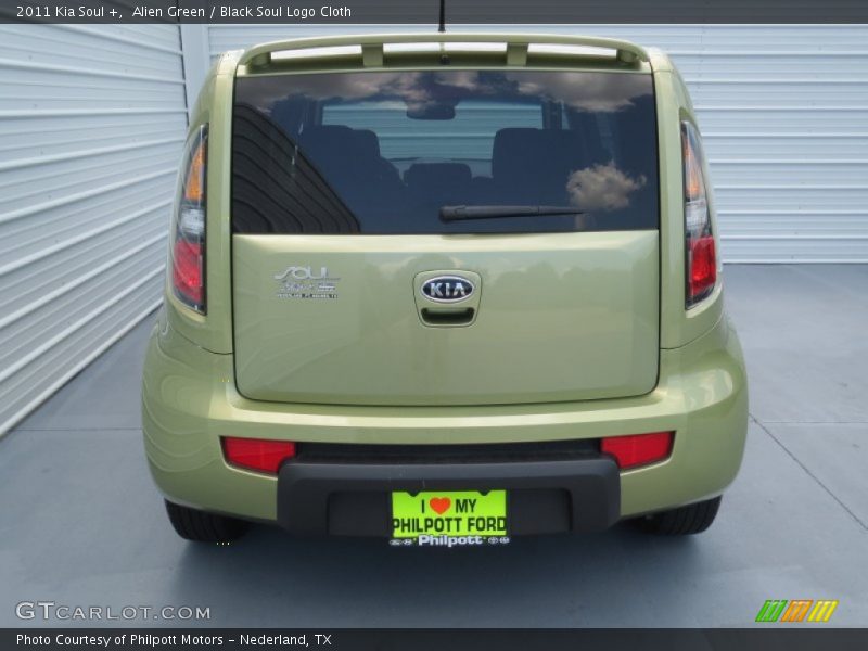 Alien Green / Black Soul Logo Cloth 2011 Kia Soul +