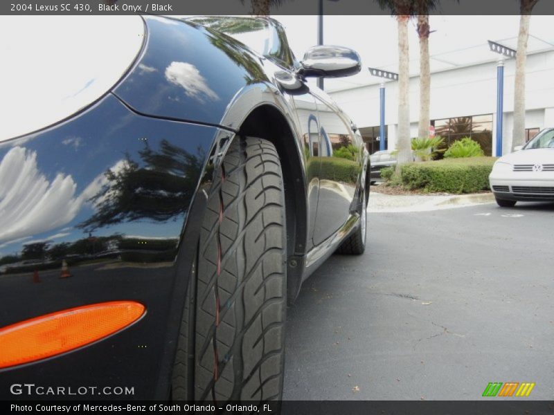 Black Onyx / Black 2004 Lexus SC 430