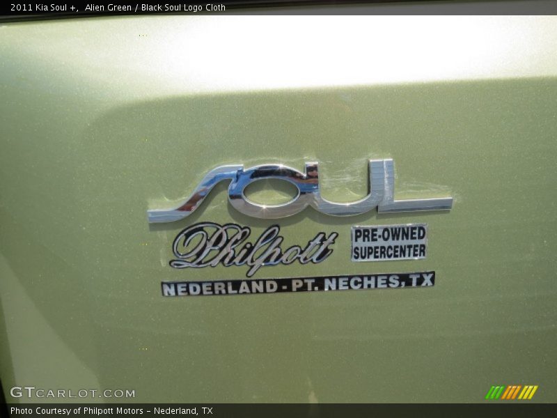 Alien Green / Black Soul Logo Cloth 2011 Kia Soul +