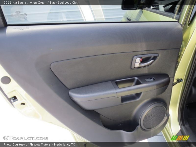 Alien Green / Black Soul Logo Cloth 2011 Kia Soul +