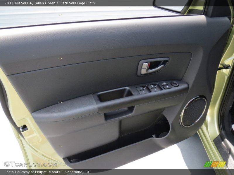 Alien Green / Black Soul Logo Cloth 2011 Kia Soul +