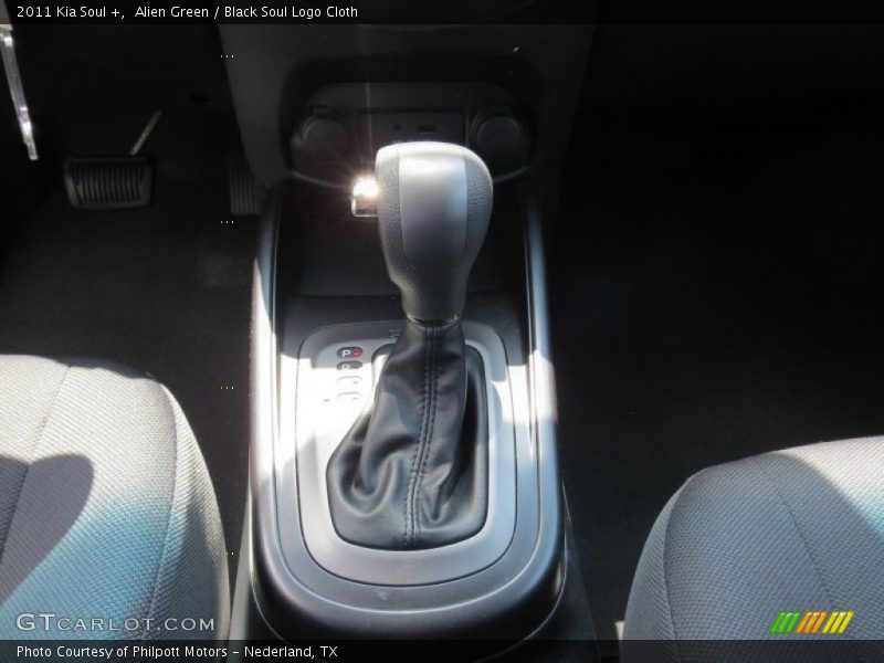 Alien Green / Black Soul Logo Cloth 2011 Kia Soul +