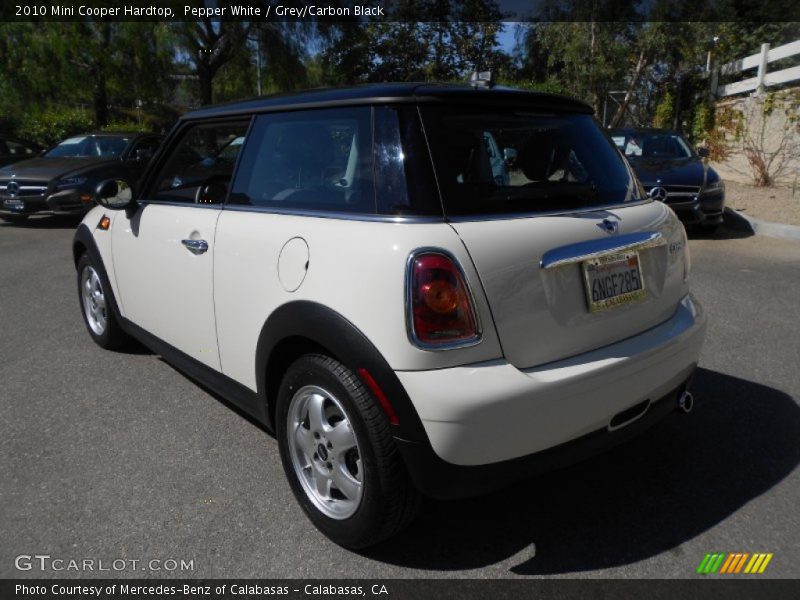 Pepper White / Grey/Carbon Black 2010 Mini Cooper Hardtop