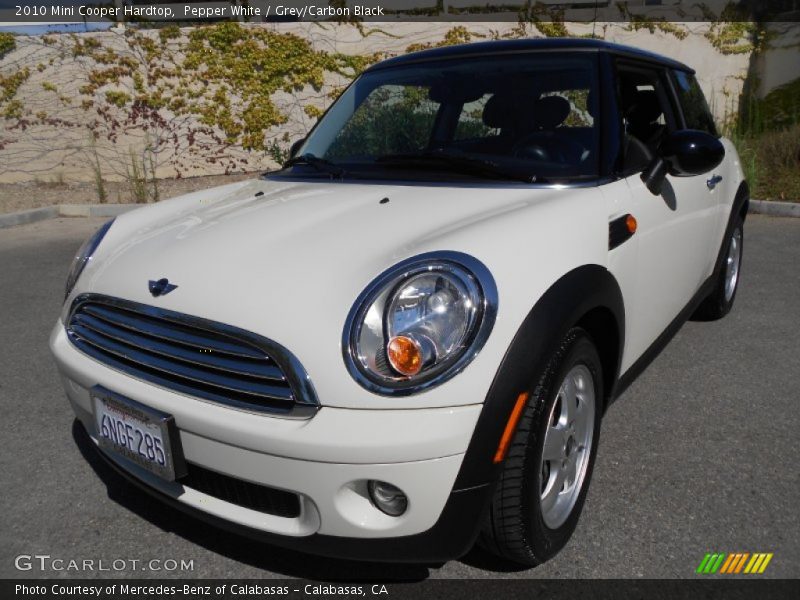 Pepper White / Grey/Carbon Black 2010 Mini Cooper Hardtop