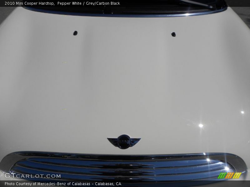 Pepper White / Grey/Carbon Black 2010 Mini Cooper Hardtop