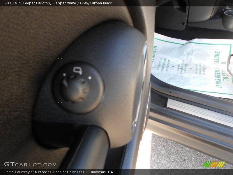 Pepper White / Grey/Carbon Black 2010 Mini Cooper Hardtop