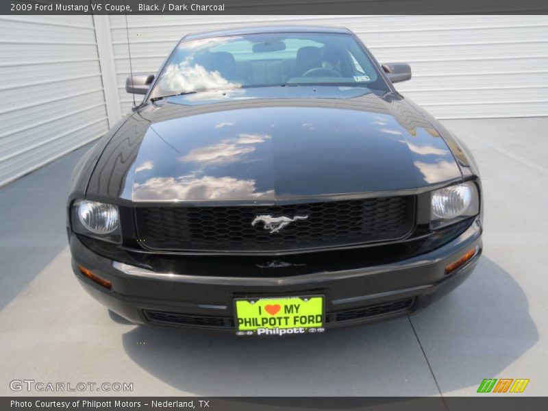 Black / Dark Charcoal 2009 Ford Mustang V6 Coupe