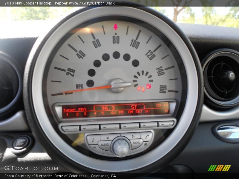 Pepper White / Grey/Carbon Black 2010 Mini Cooper Hardtop