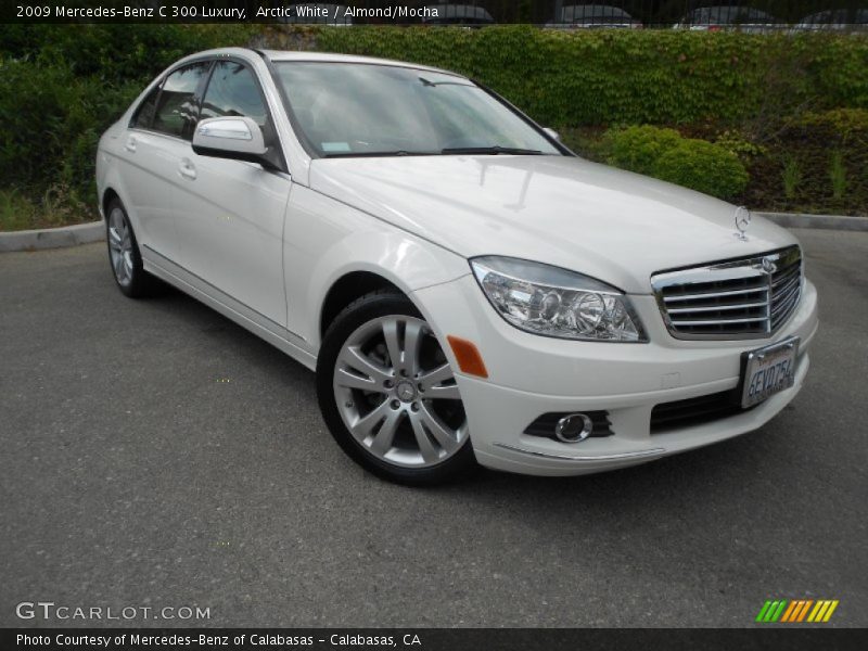 Arctic White / Almond/Mocha 2009 Mercedes-Benz C 300 Luxury