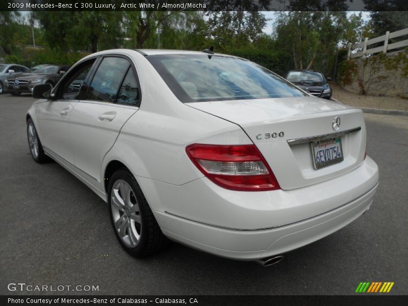 Arctic White / Almond/Mocha 2009 Mercedes-Benz C 300 Luxury