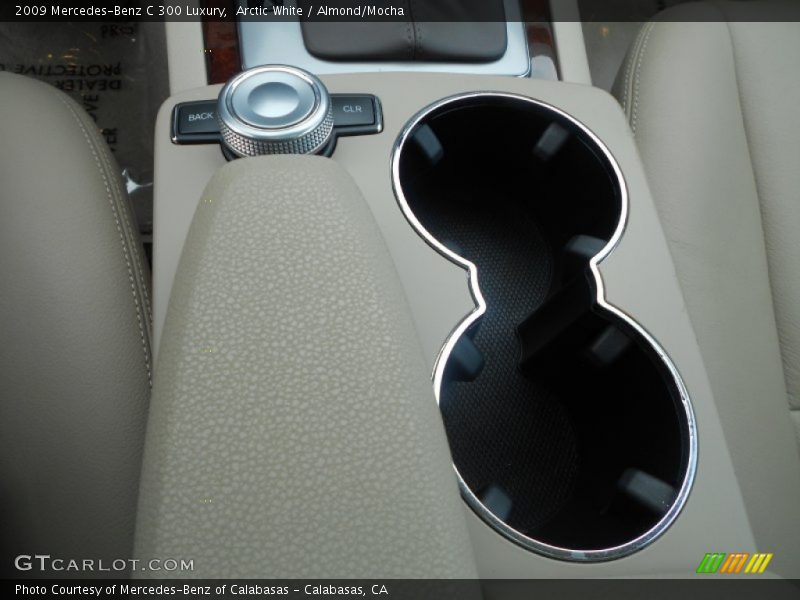 Arctic White / Almond/Mocha 2009 Mercedes-Benz C 300 Luxury