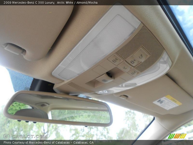 Arctic White / Almond/Mocha 2009 Mercedes-Benz C 300 Luxury