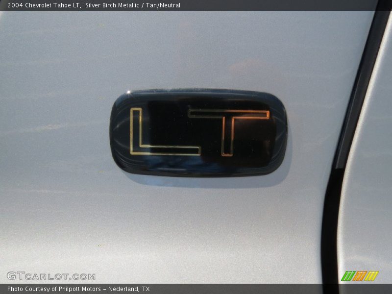 Silver Birch Metallic / Tan/Neutral 2004 Chevrolet Tahoe LT