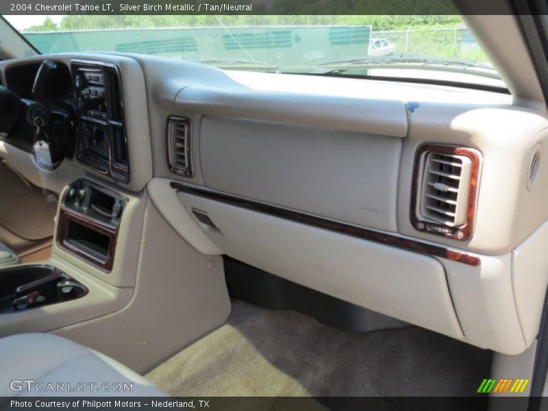 Silver Birch Metallic / Tan/Neutral 2004 Chevrolet Tahoe LT