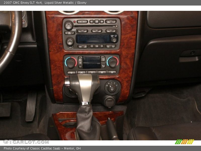Liquid Silver Metallic / Ebony 2007 GMC Envoy SLT 4x4