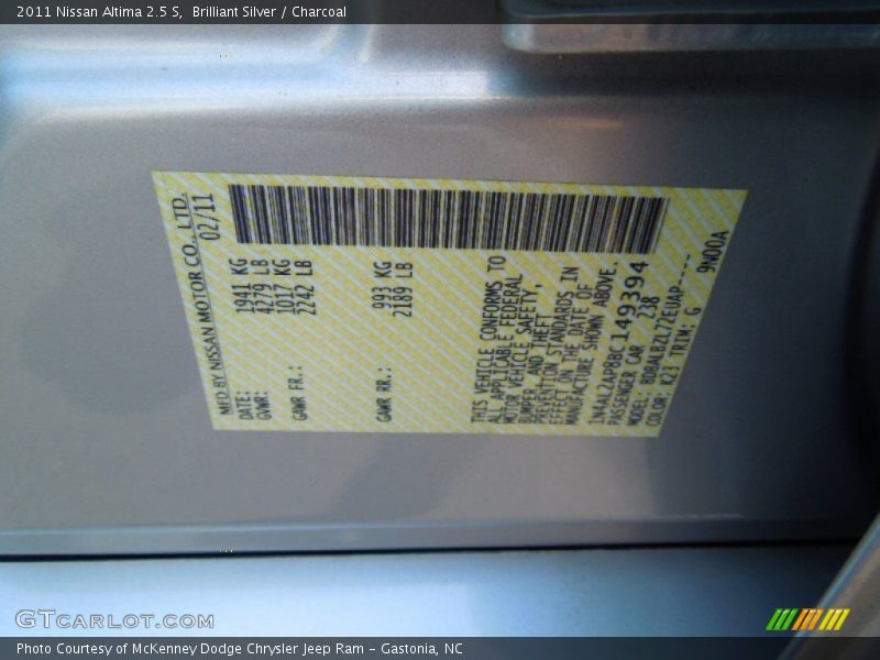 Brilliant Silver / Charcoal 2011 Nissan Altima 2.5 S