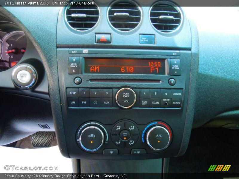 Brilliant Silver / Charcoal 2011 Nissan Altima 2.5 S