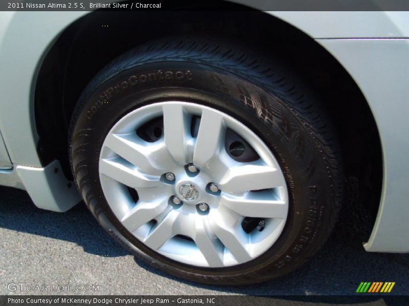 Brilliant Silver / Charcoal 2011 Nissan Altima 2.5 S