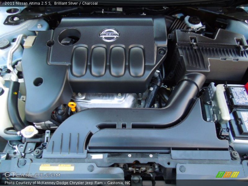 Brilliant Silver / Charcoal 2011 Nissan Altima 2.5 S