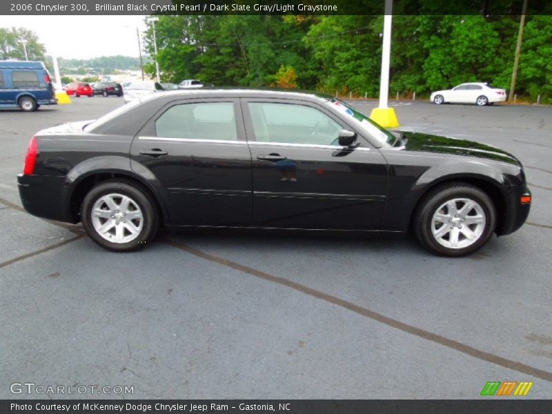 Brilliant Black Crystal Pearl / Dark Slate Gray/Light Graystone 2006 Chrysler 300