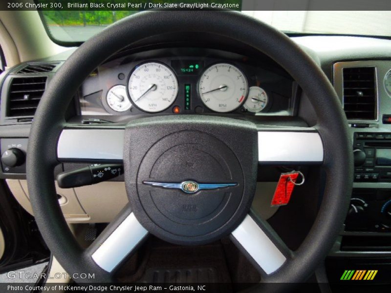 Brilliant Black Crystal Pearl / Dark Slate Gray/Light Graystone 2006 Chrysler 300