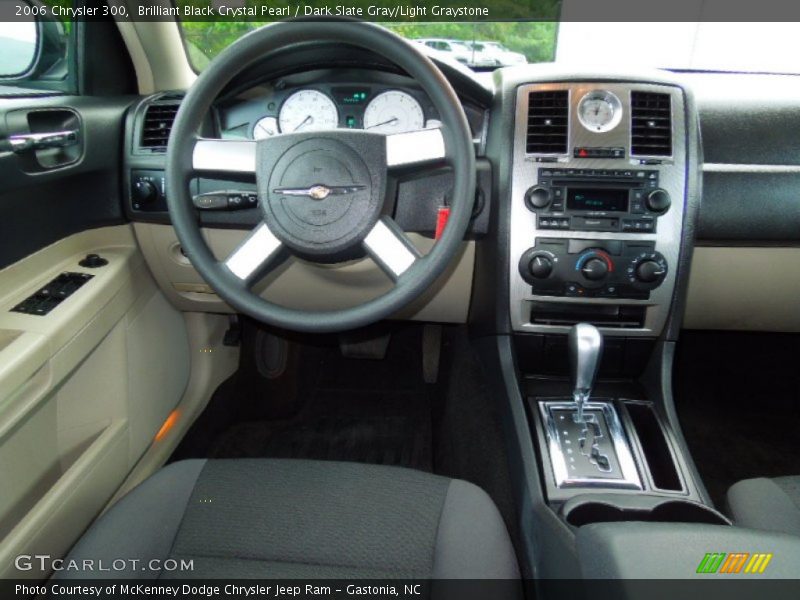 Brilliant Black Crystal Pearl / Dark Slate Gray/Light Graystone 2006 Chrysler 300