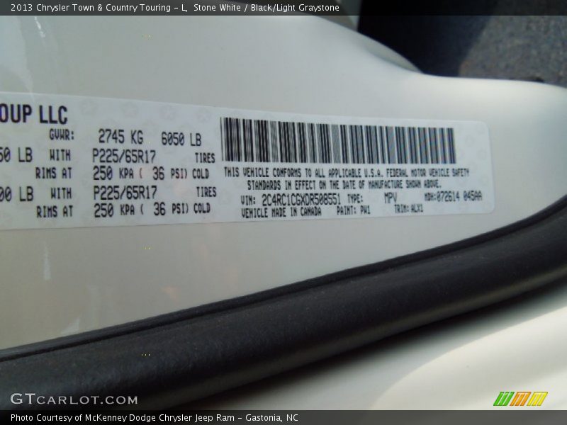 Stone White / Black/Light Graystone 2013 Chrysler Town & Country Touring - L