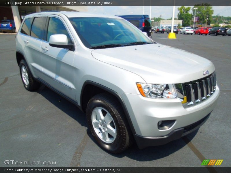 Bright Silver Metallic / Black 2013 Jeep Grand Cherokee Laredo