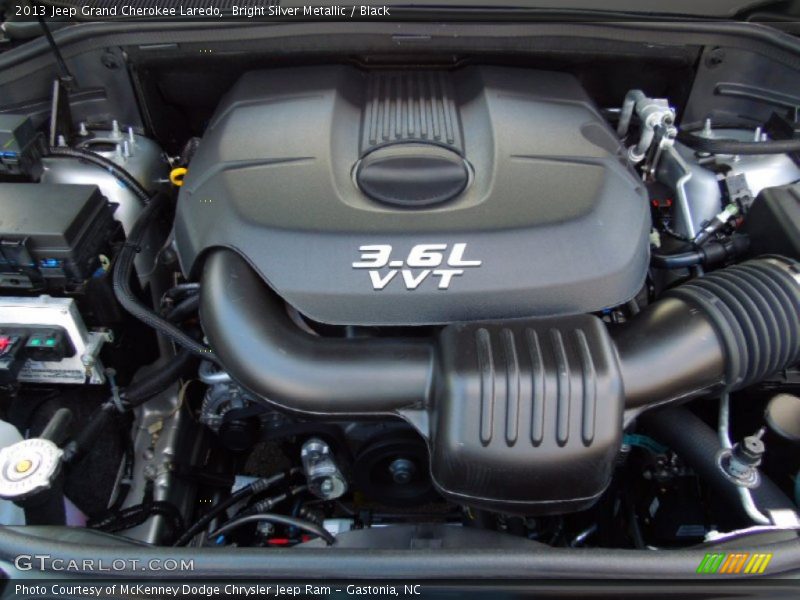 Bright Silver Metallic / Black 2013 Jeep Grand Cherokee Laredo