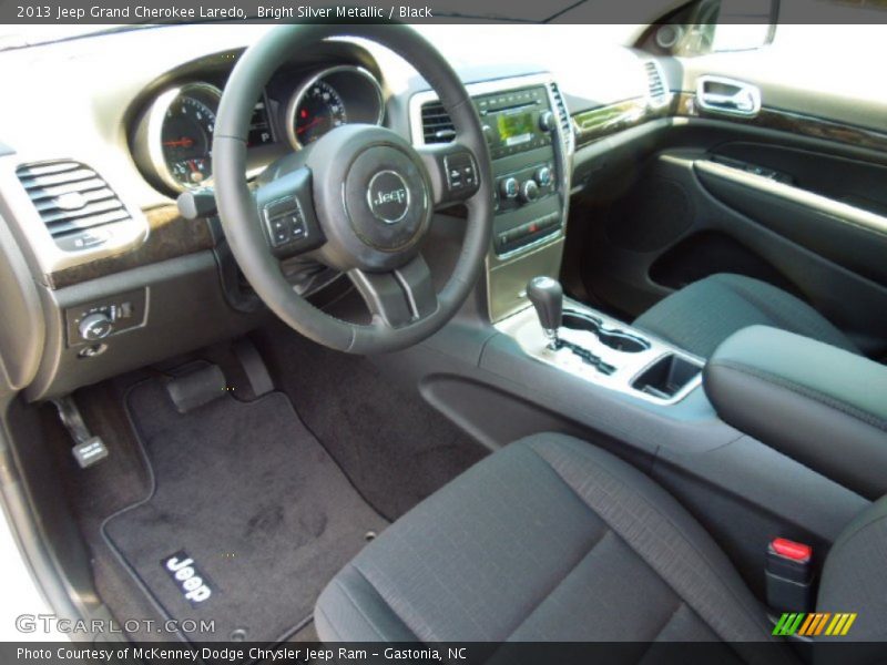 Bright Silver Metallic / Black 2013 Jeep Grand Cherokee Laredo