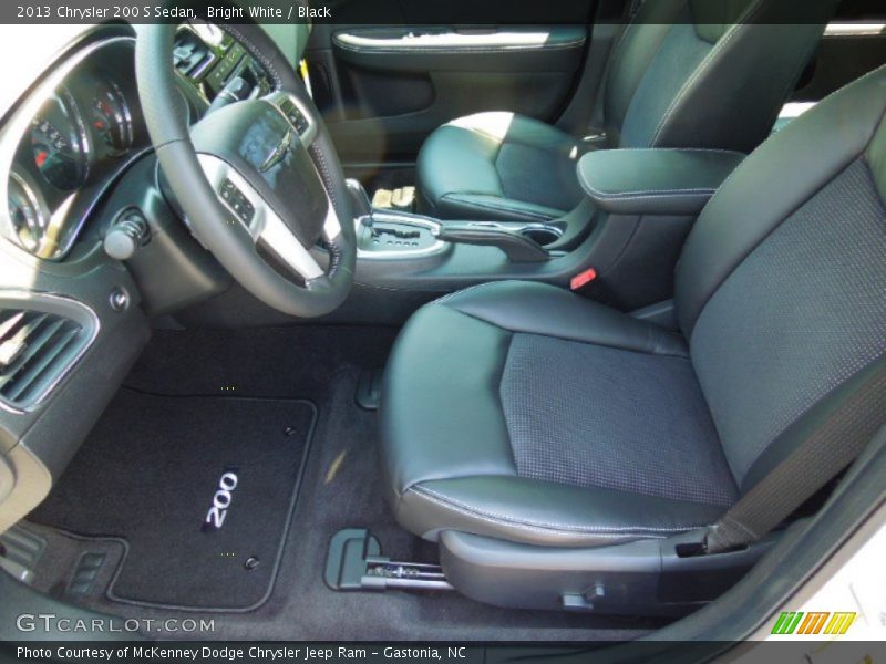 Bright White / Black 2013 Chrysler 200 S Sedan