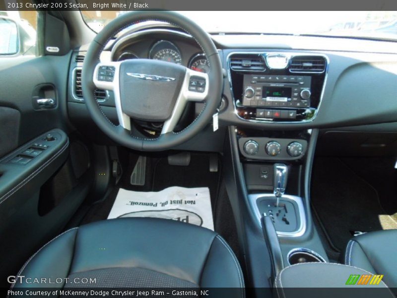 Bright White / Black 2013 Chrysler 200 S Sedan