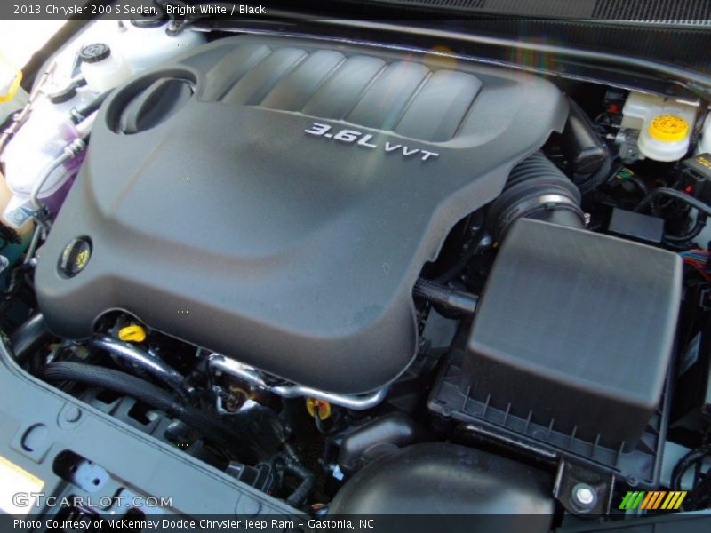  2013 200 S Sedan Engine - 3.6 Liter DOHC 24-Valve VVT Pentastar V6