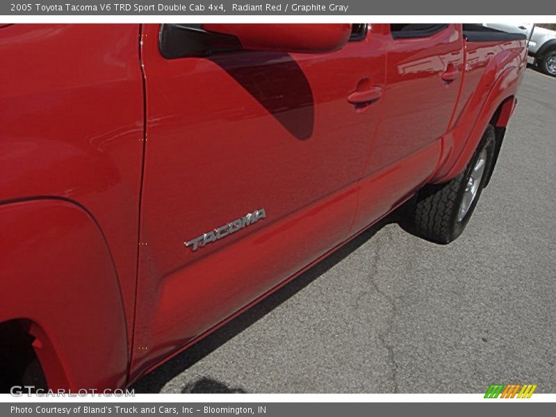 Radiant Red / Graphite Gray 2005 Toyota Tacoma V6 TRD Sport Double Cab 4x4