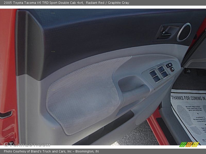 Radiant Red / Graphite Gray 2005 Toyota Tacoma V6 TRD Sport Double Cab 4x4