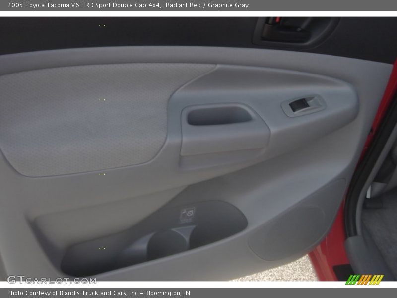 Radiant Red / Graphite Gray 2005 Toyota Tacoma V6 TRD Sport Double Cab 4x4
