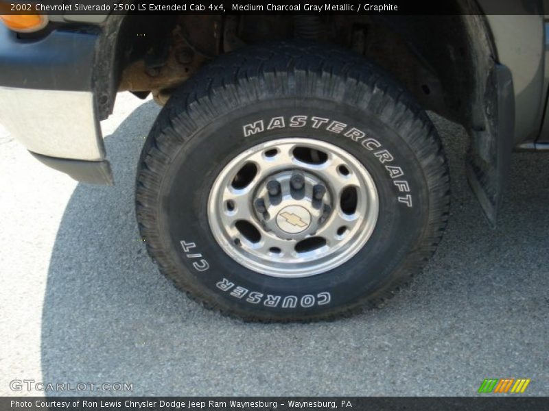 Medium Charcoal Gray Metallic / Graphite 2002 Chevrolet Silverado 2500 LS Extended Cab 4x4