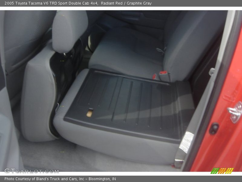 Radiant Red / Graphite Gray 2005 Toyota Tacoma V6 TRD Sport Double Cab 4x4