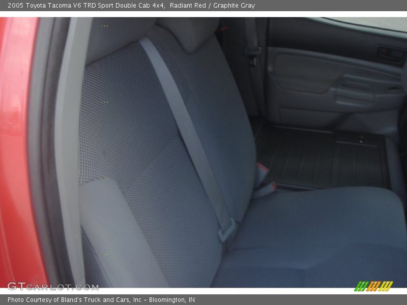 Radiant Red / Graphite Gray 2005 Toyota Tacoma V6 TRD Sport Double Cab 4x4