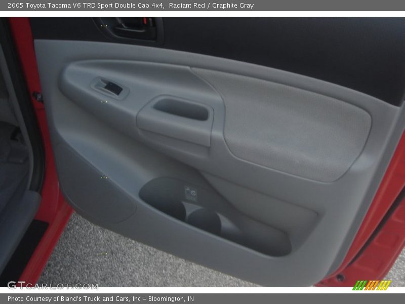 Radiant Red / Graphite Gray 2005 Toyota Tacoma V6 TRD Sport Double Cab 4x4