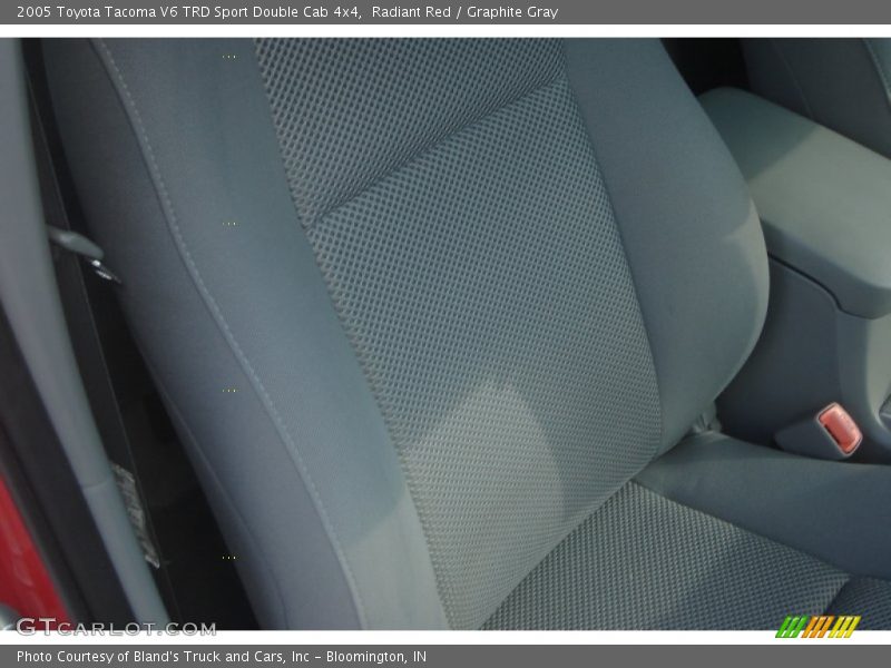 Radiant Red / Graphite Gray 2005 Toyota Tacoma V6 TRD Sport Double Cab 4x4