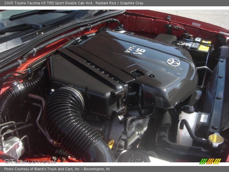 Radiant Red / Graphite Gray 2005 Toyota Tacoma V6 TRD Sport Double Cab 4x4