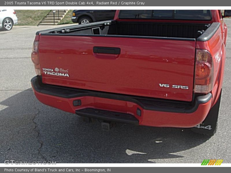 Radiant Red / Graphite Gray 2005 Toyota Tacoma V6 TRD Sport Double Cab 4x4