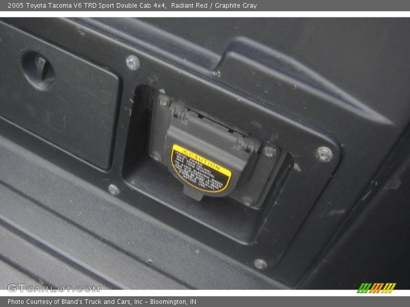 Radiant Red / Graphite Gray 2005 Toyota Tacoma V6 TRD Sport Double Cab 4x4